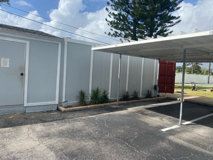 Connex Container (20 ft)