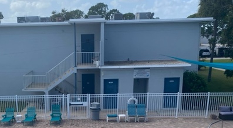 Pool Bathrooms & Shower